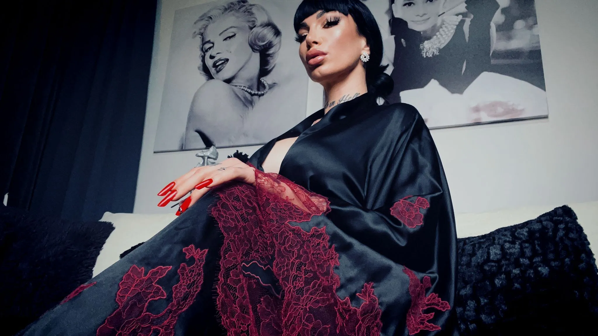 Live sex webcam photo for ElektraSheDemon #7408637