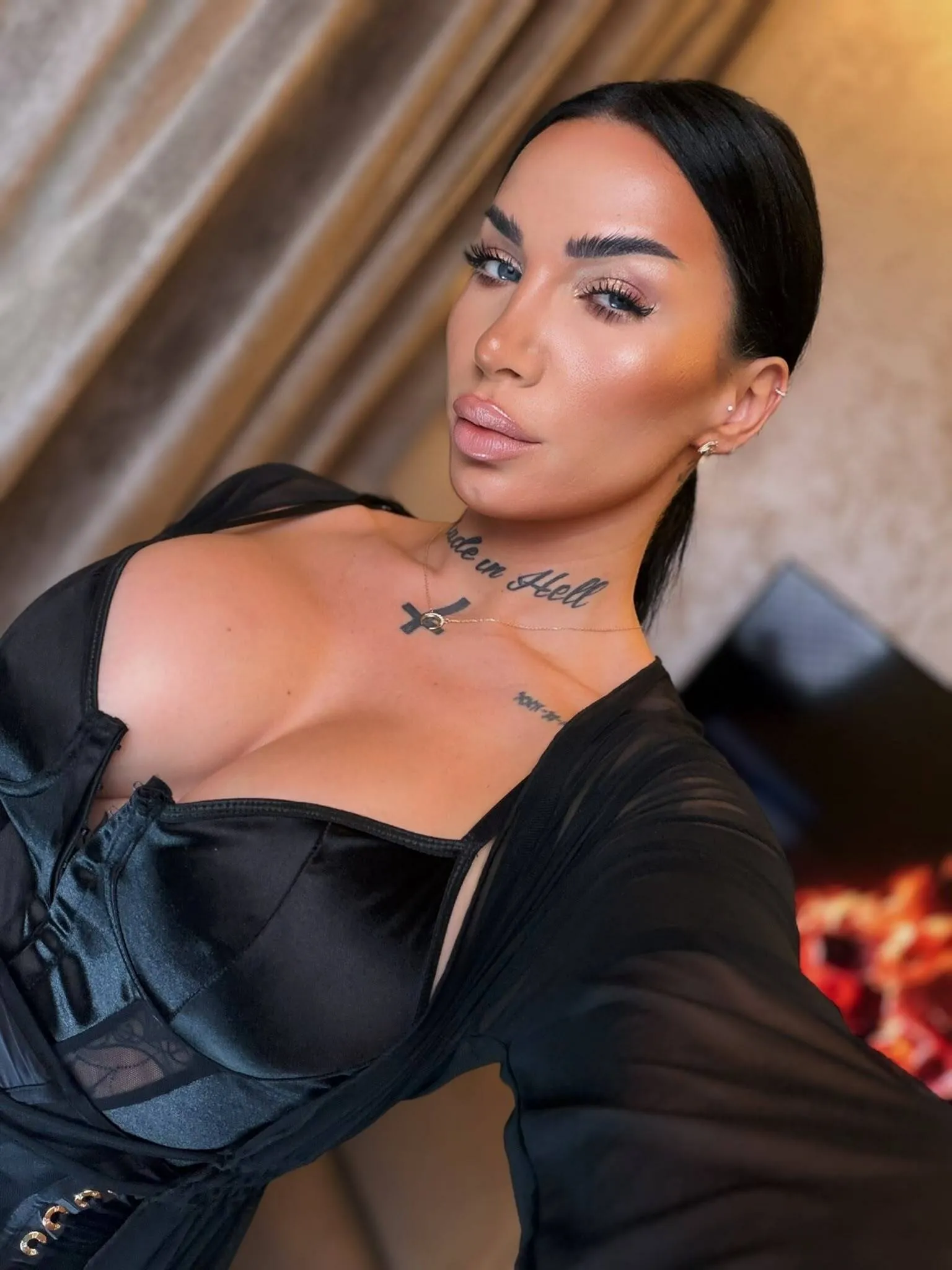 Live sex webcam photo for ElektraSheDemon #8647177