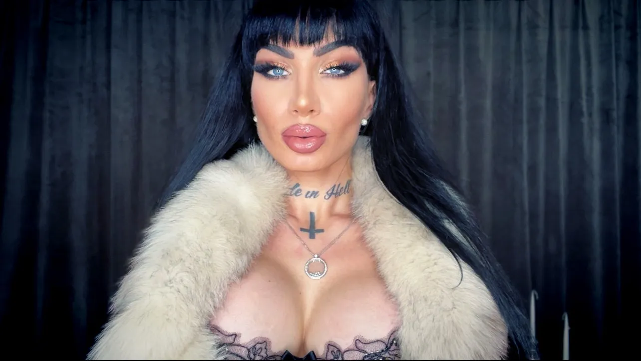 Live sex webcam photo for ElektraSheDemon #7408443