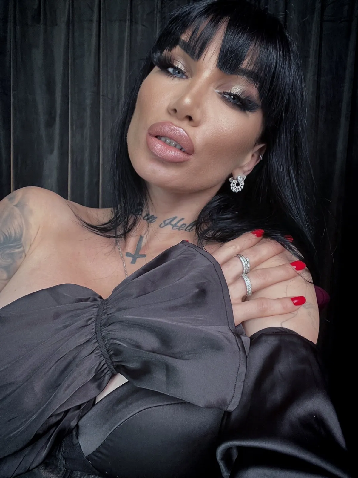 Live sex webcam photo for ElektraSheDemon #7408605