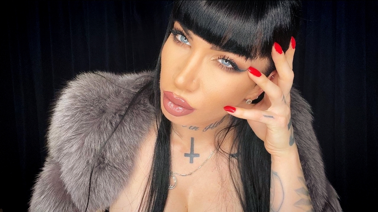 Live sex webcam photo for ElektraSheDemon #7408488