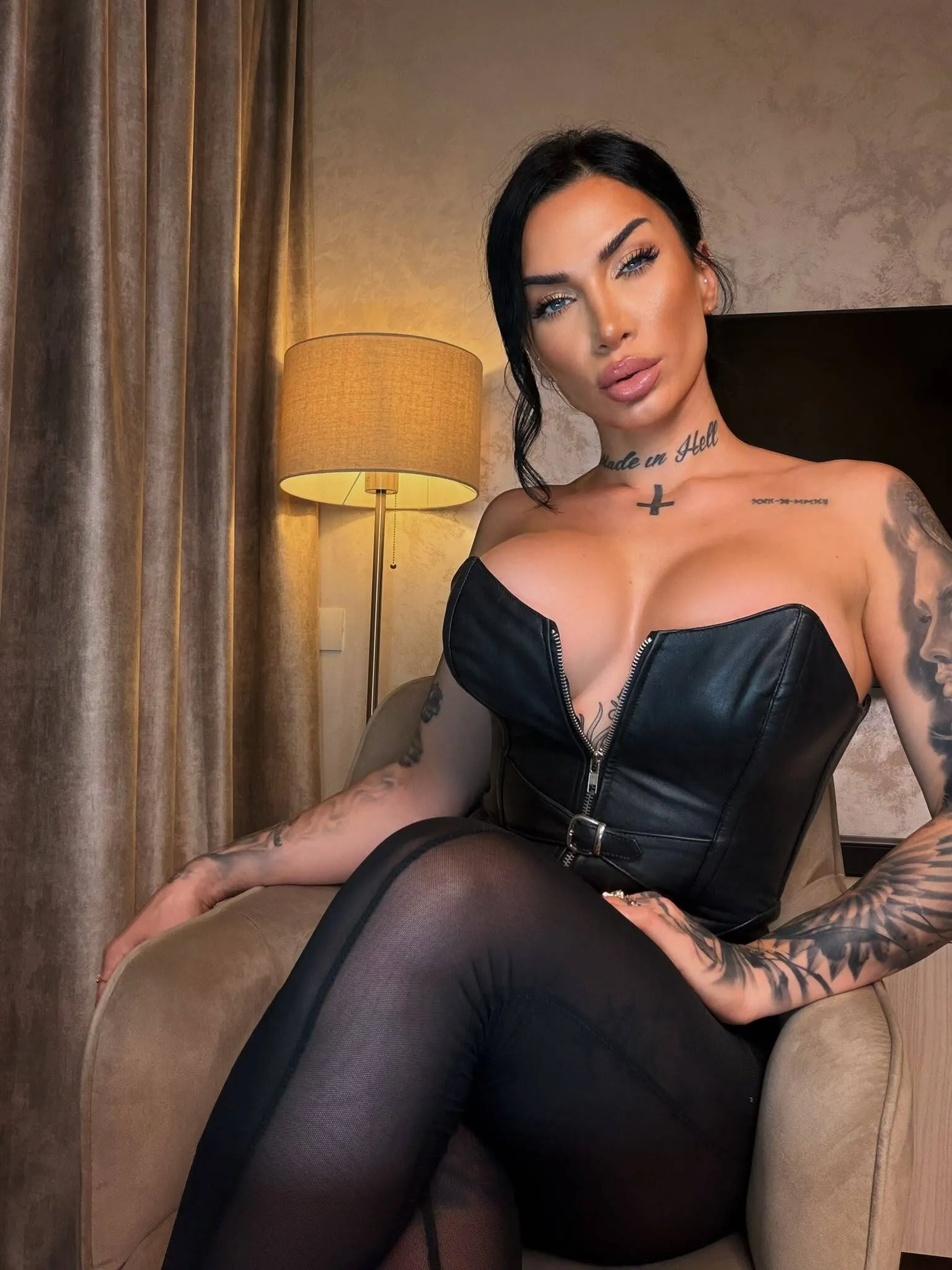 Live sex webcam photo for ElektraSheDemon #8674837