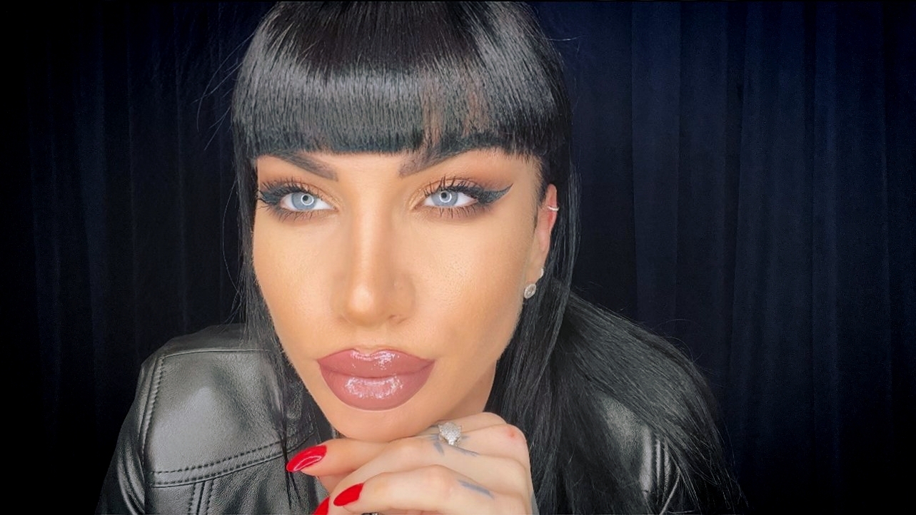 Live sex webcam photo for ElektraSheDemon #7408486