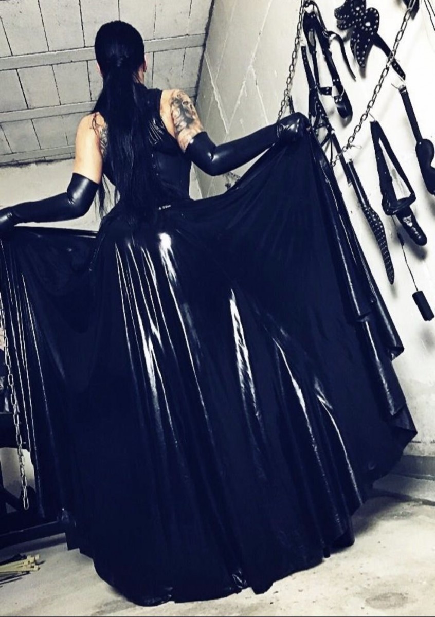 Live sex webcam photo for ElektraSheDemon #7408450