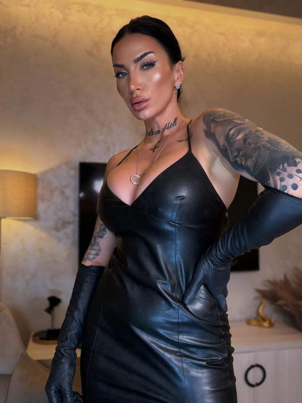 Live sex webcam photo for ElektraSheDemon #8718424