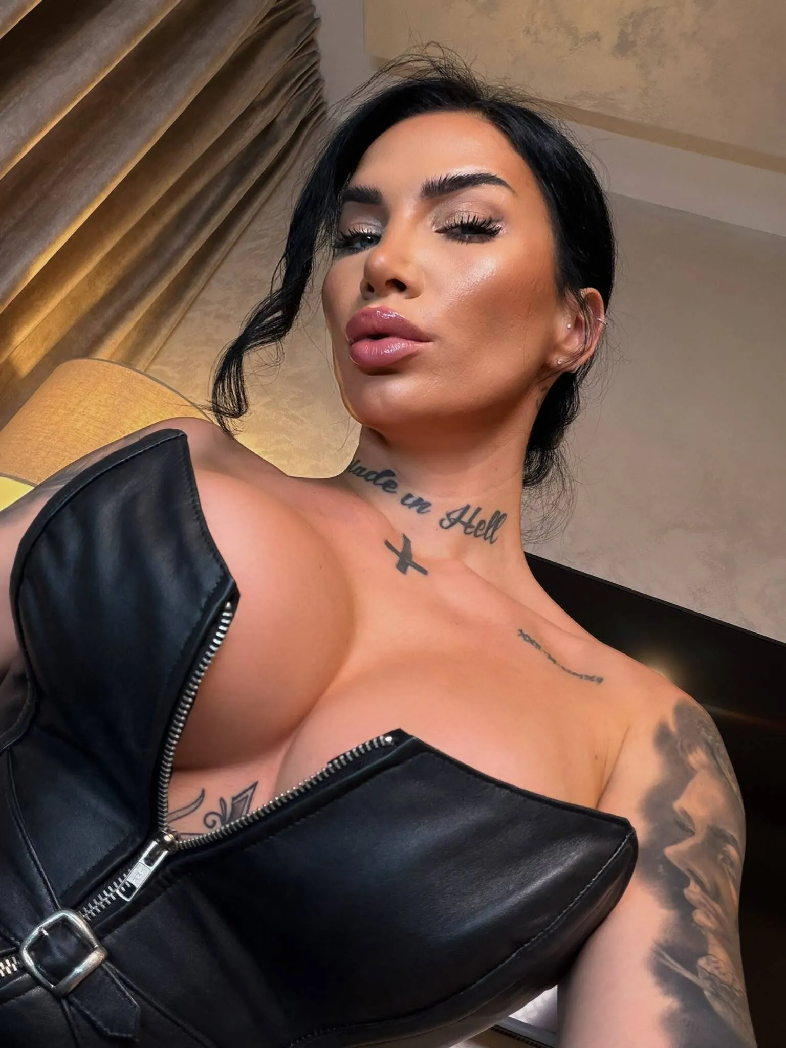 Live sex webcam photo for ElektraSheDemon #8674857