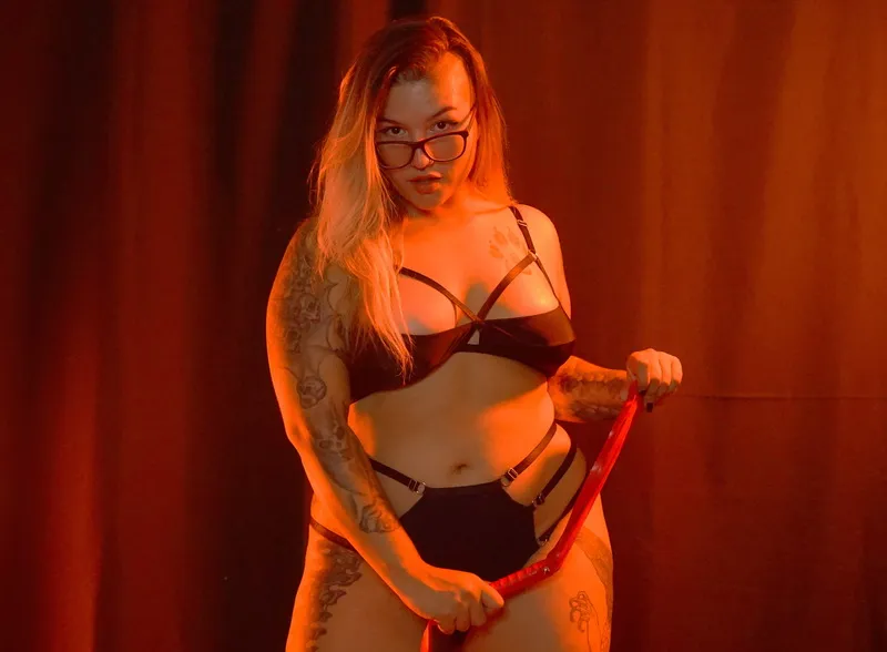 Live sex webcam photo for AngelinaVondepp #4129168