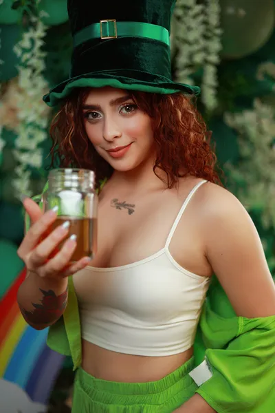 Live sex webcam photo for irinaivanoov #4050396