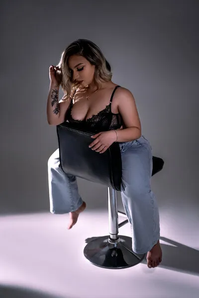 Live sex webcam photo for SamanthaPearls #6092157