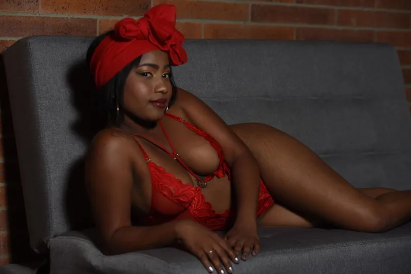 Live sex webcam photo for VioletaKorss #3352077