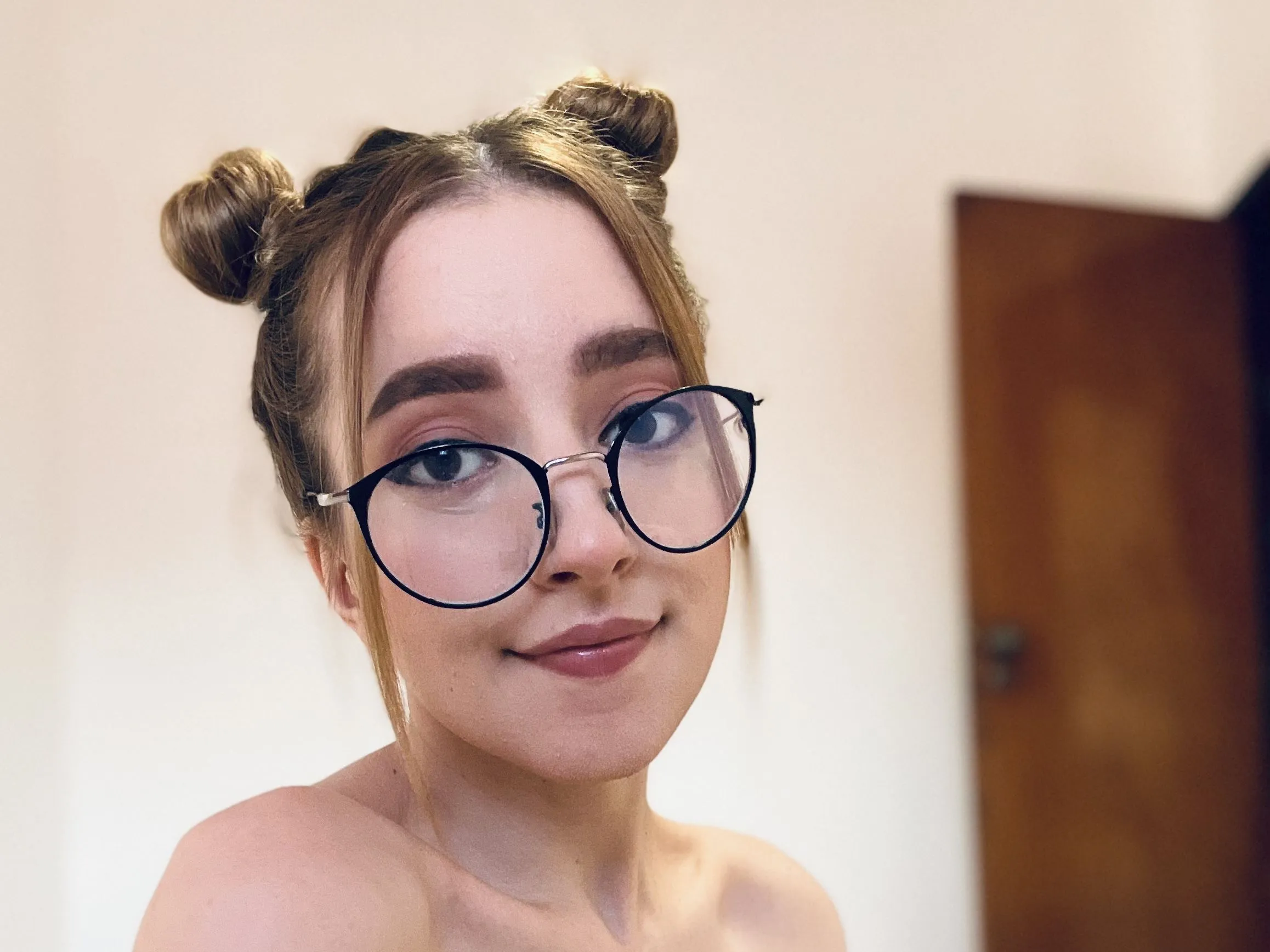 Live sex webcam photo for SweetyAnna69 #3383238