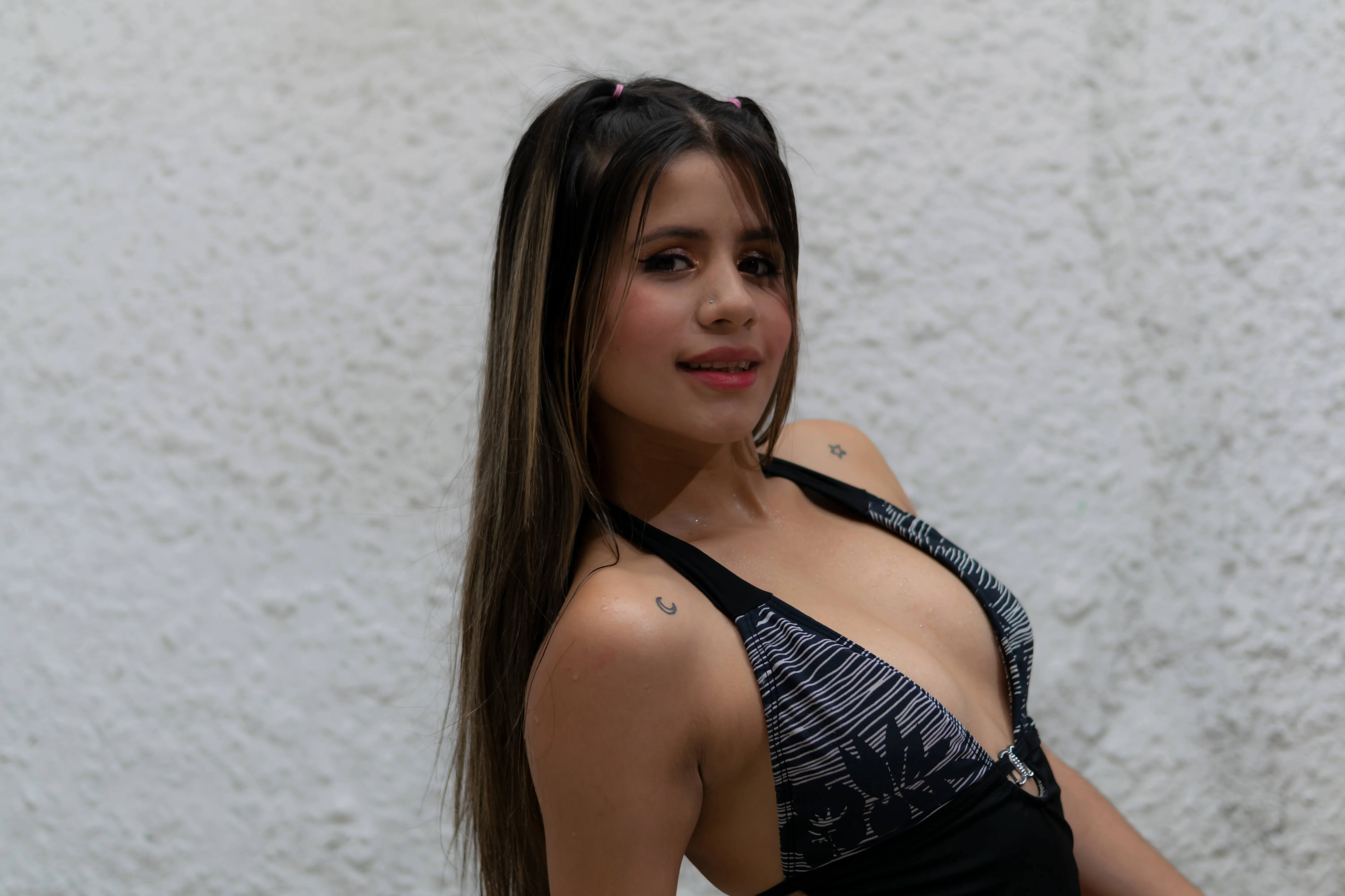 Live sex webcam photo for SheyylaSpooner #7339270