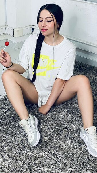 Live sex webcam photo for SusyNovoa #6114130