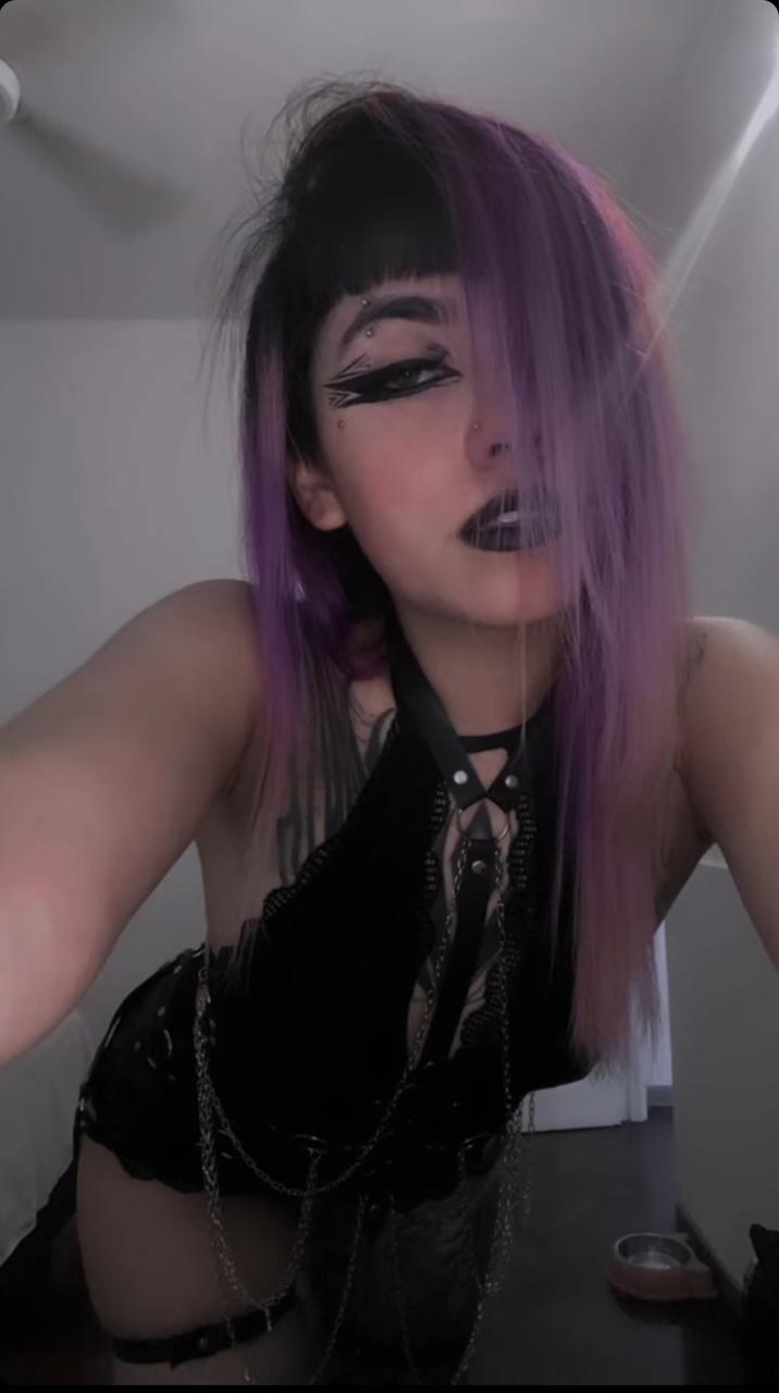 Live sex webcam photo for SamMansoon #7113059