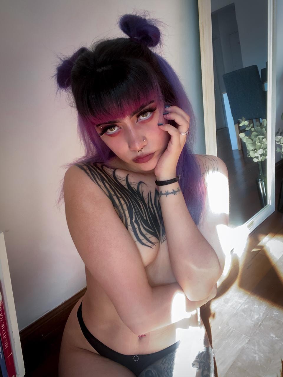 Live sex webcam photo for SamMansoon #7113055