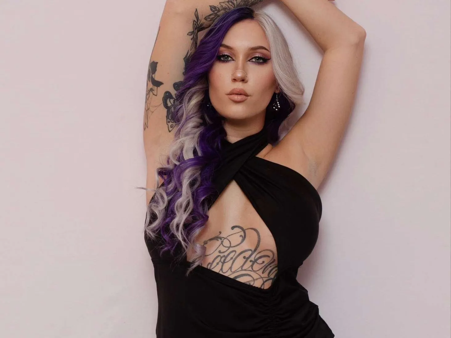 Live sex webcam photo for Alteredgypsy #5565409