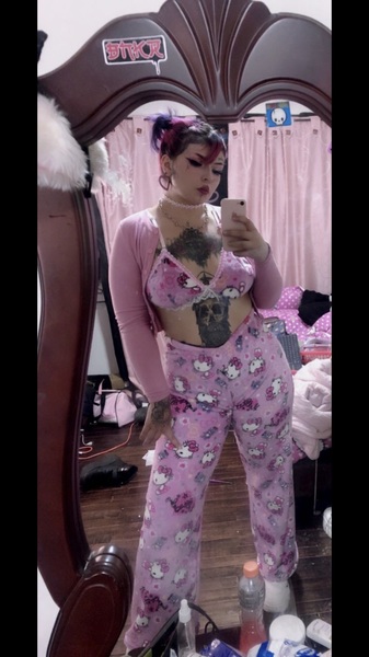 Live sex webcam photo for Yokochan18 #6206746