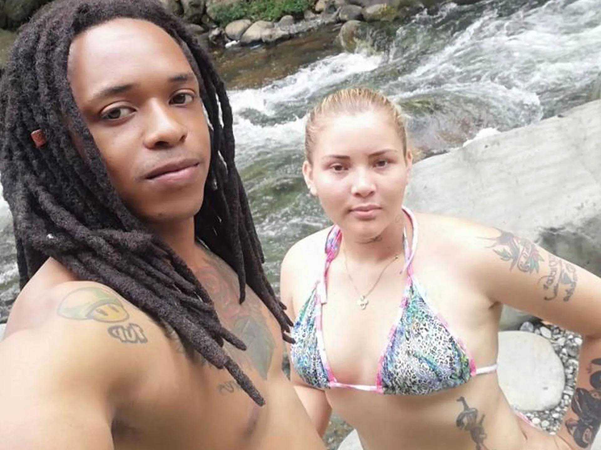 Live sex webcam photo for TerryxBrianna #3349411