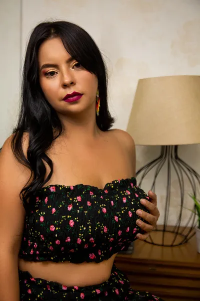 Live sex webcam photo for AnastasiiaHills #3357232