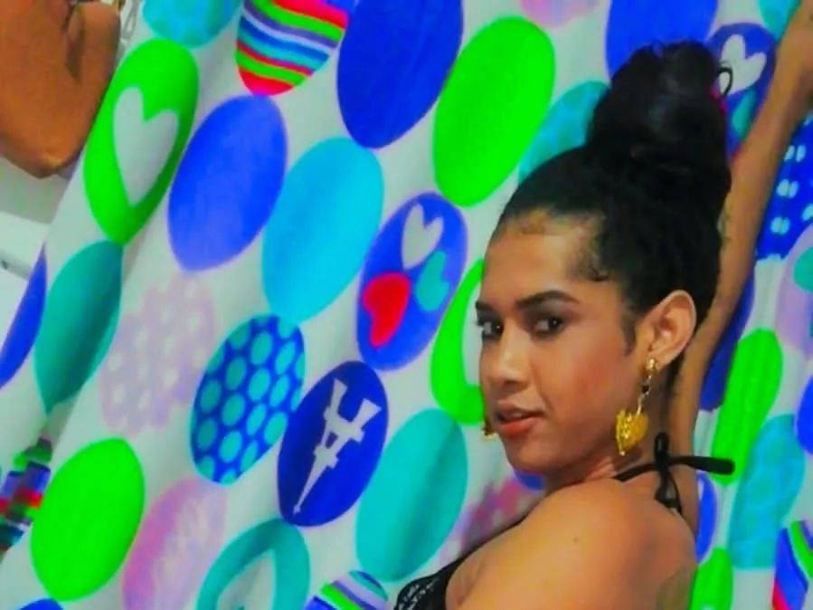 Live sex webcam photo for JaneRobinson #3473601