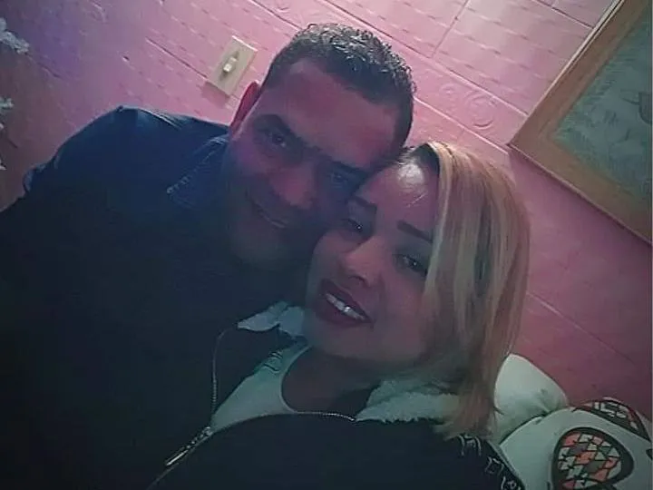 Live sex webcam photo for LinseyAndDominic #3363954