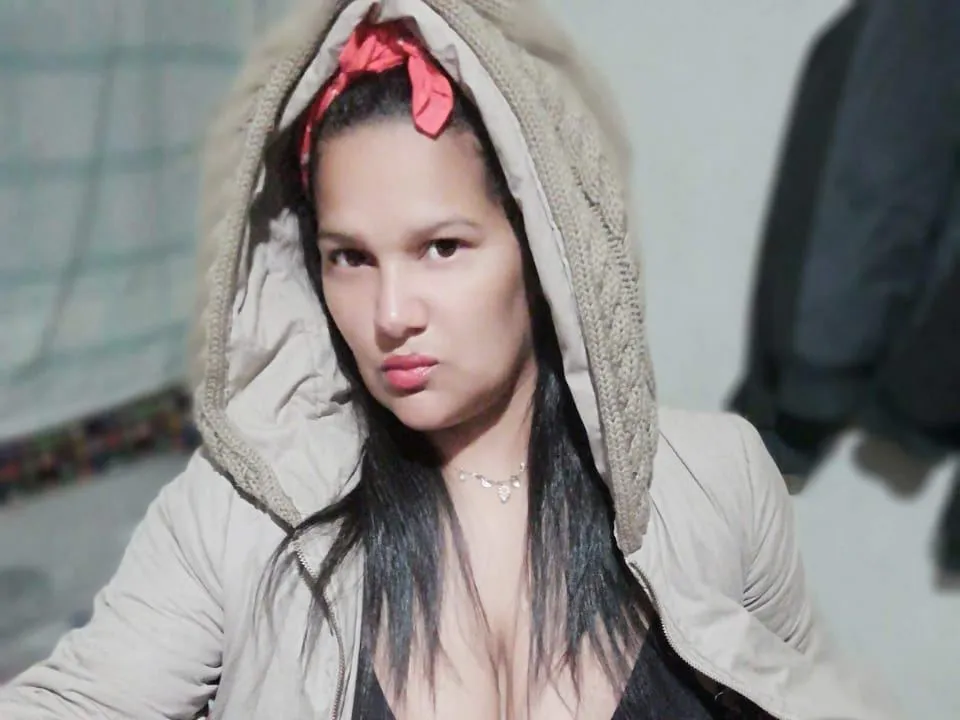 Live sex webcam photo for samanthasizeplus #3354622