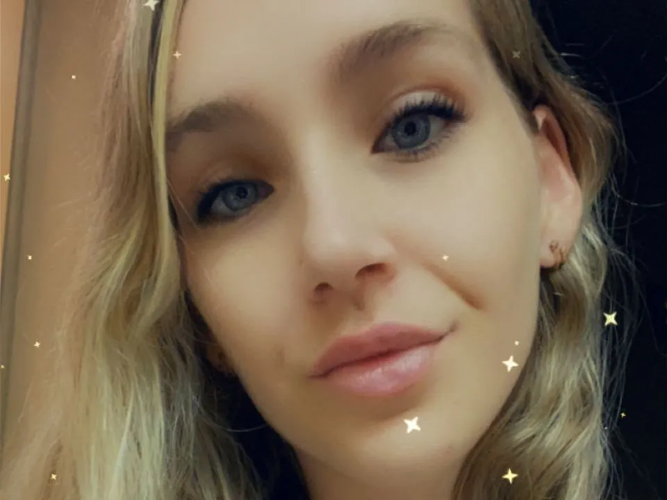 Live sex webcam photo for StarlynSelvidio #3363807