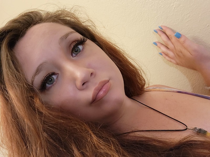 Live sex webcam photo for MarieSnow97 #3364707