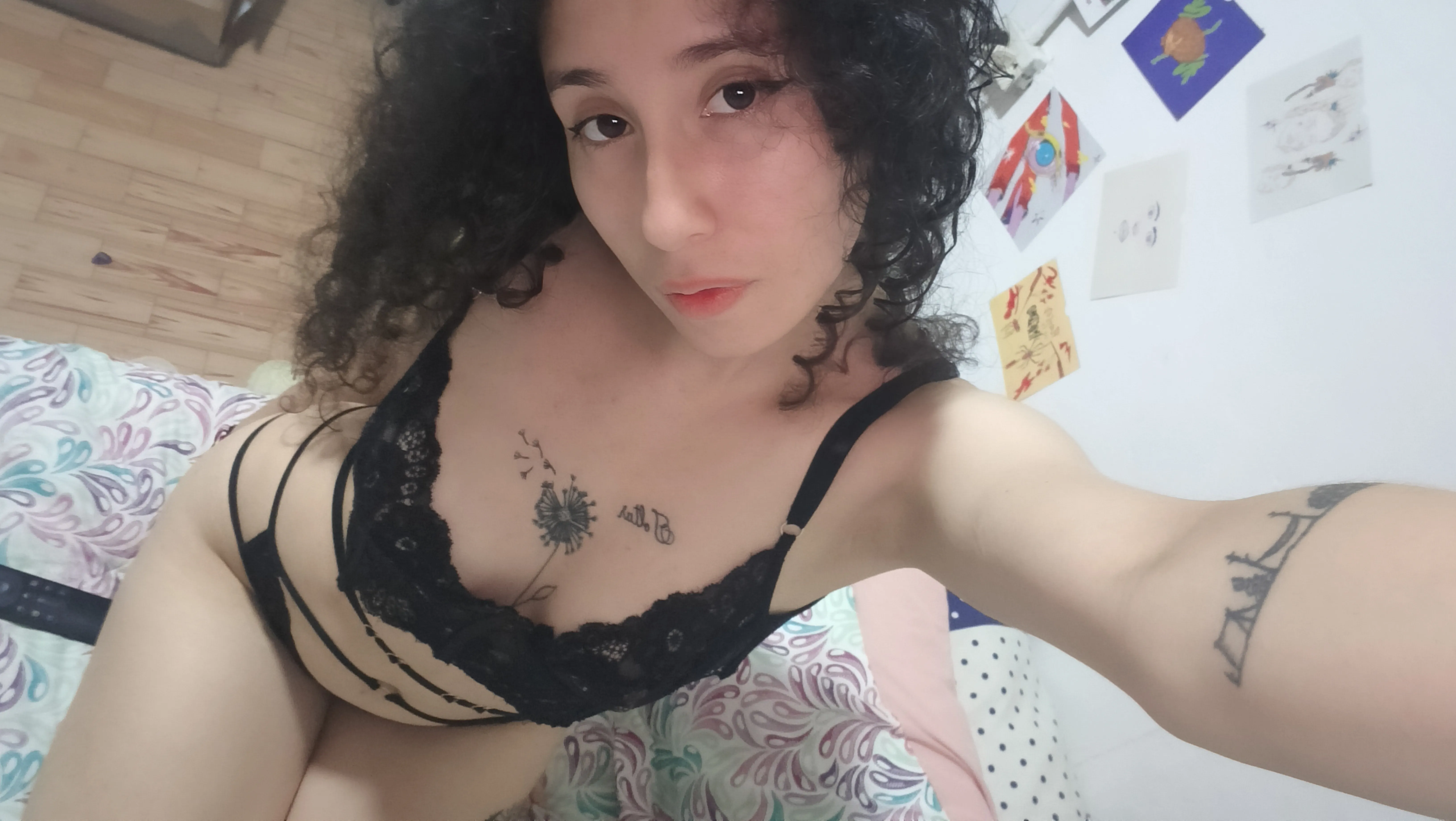 Live sex webcam photo for Nathcutegirl #8586211
