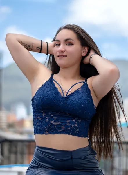 Live sex webcam photo for LilyParzon #3432885