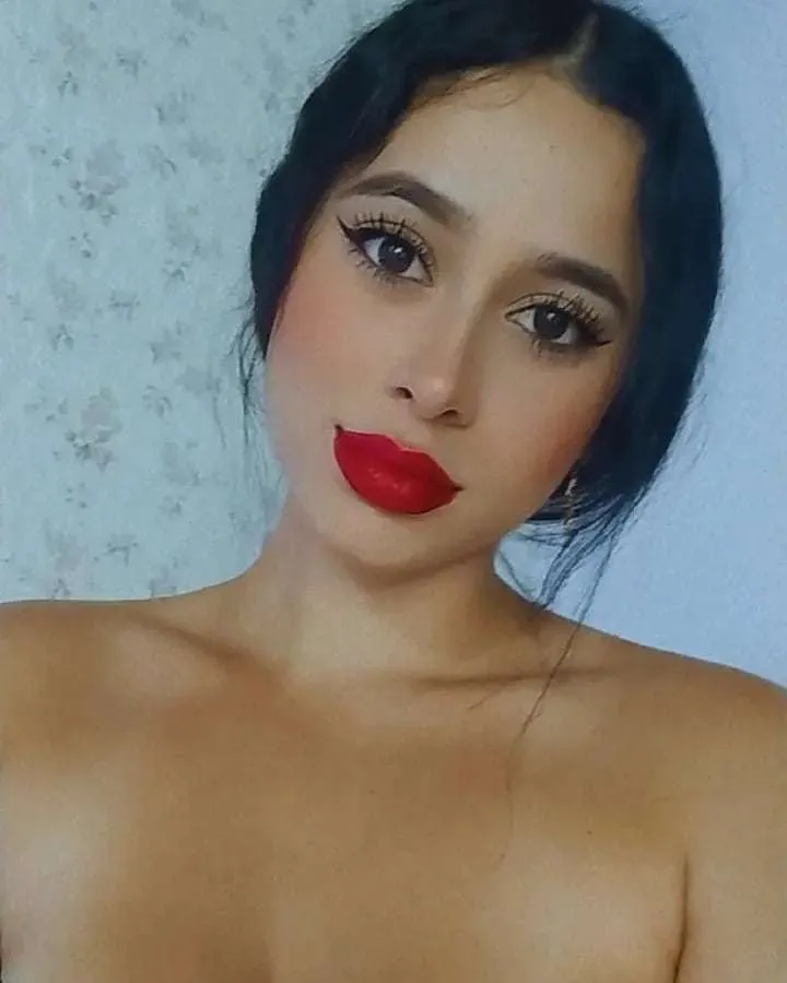 Live sex webcam photo for kattiiefitch #7118114