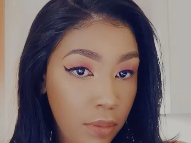 Live sex webcam photo for GiantClit93x #3389100