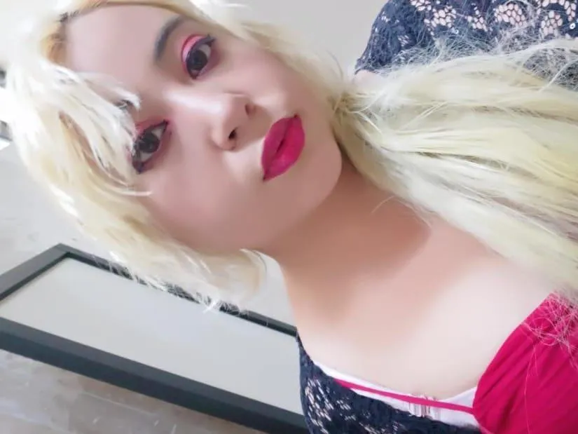 Live sex webcam photo for ShandryBonnie #3352982