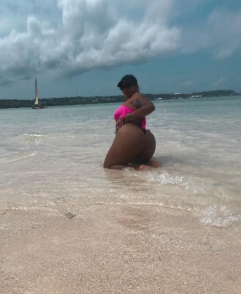 Live sex webcam photo for EMMAGABOR #6109097