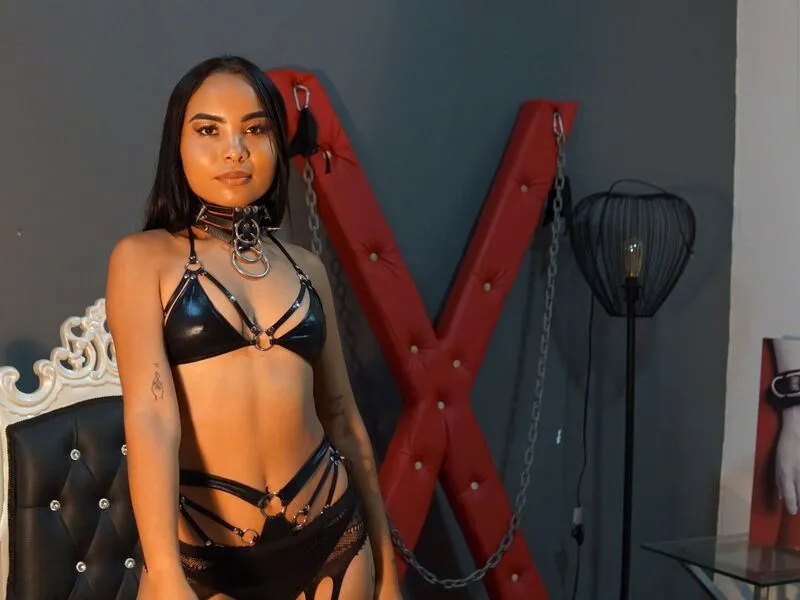 Live sex webcam photo for IsabellaDelrey #3363365