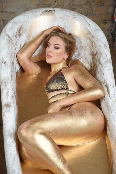 Live sex webcam photo for JulietaLean #6456924