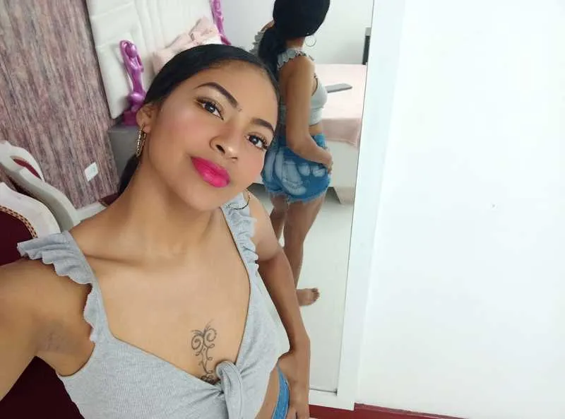 Live sex webcam photo for MeganBarulich #3436418