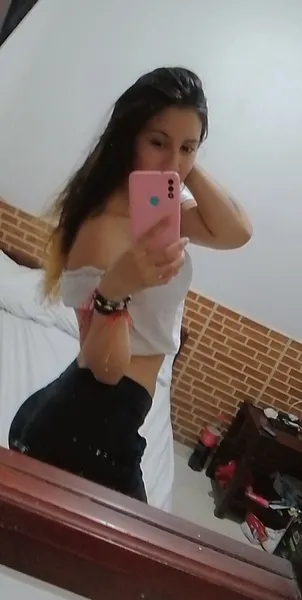 Live sex webcam photo for melanycrazzyy #4223536