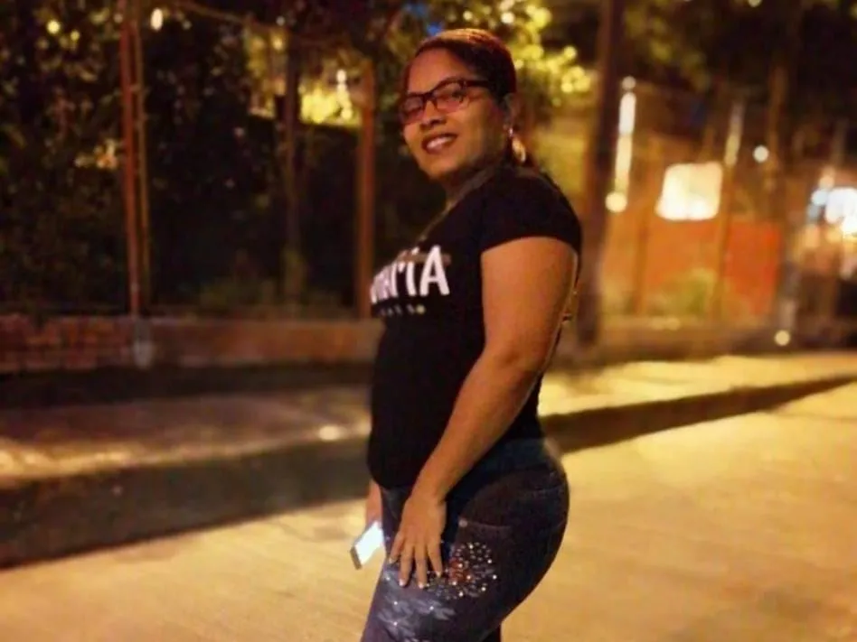 Live sex webcam photo for sexxxychocolathecs #3370229