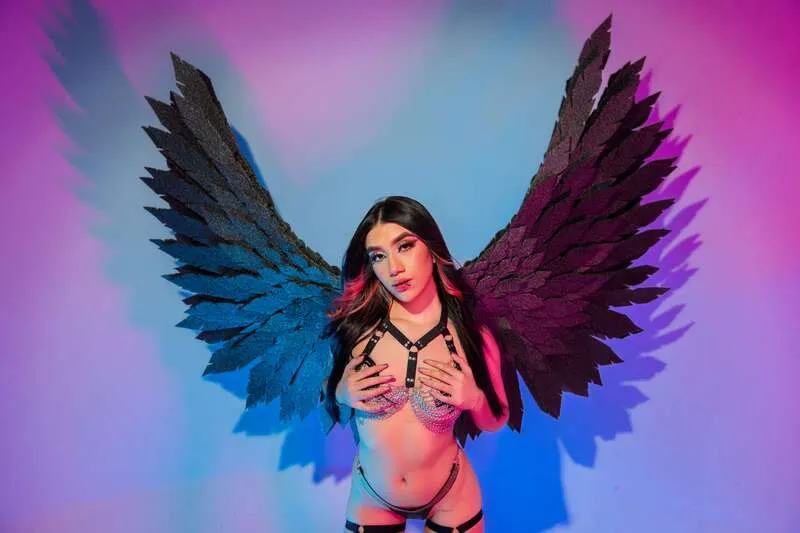 Live sex webcam photo for LuisaJay #6515761