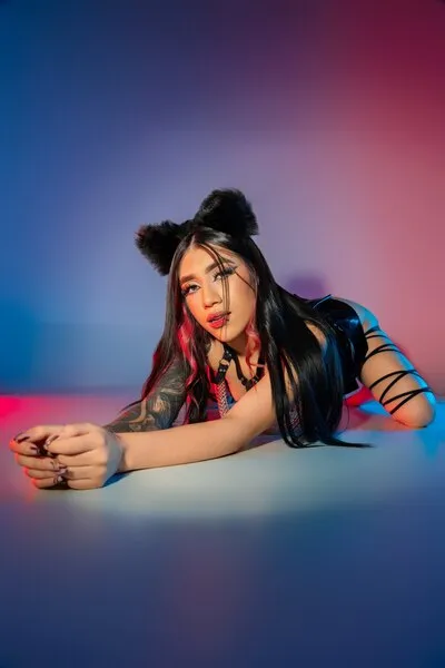 Live sex webcam photo for LuisaJay #6515757