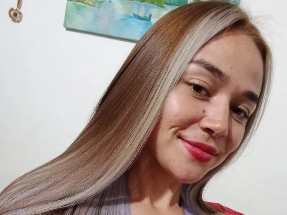 Live sex webcam photo for redmystic #3378399