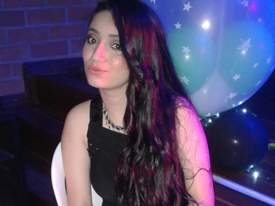 Live sex webcam photo for AnthonellaRose #3366818