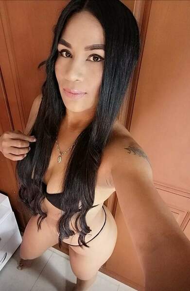 Live sex webcam photo for YildizCoupers #6068508