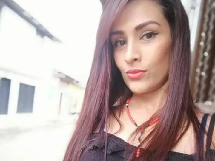 Live sex webcam photo for MerlySoto #3377617