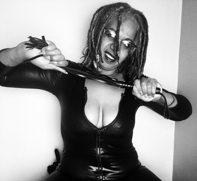 Live sex webcam photo for MadameE #3650227