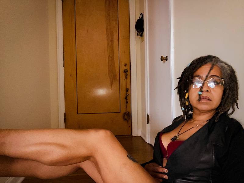 Live sex webcam photo for MadameE #3546924