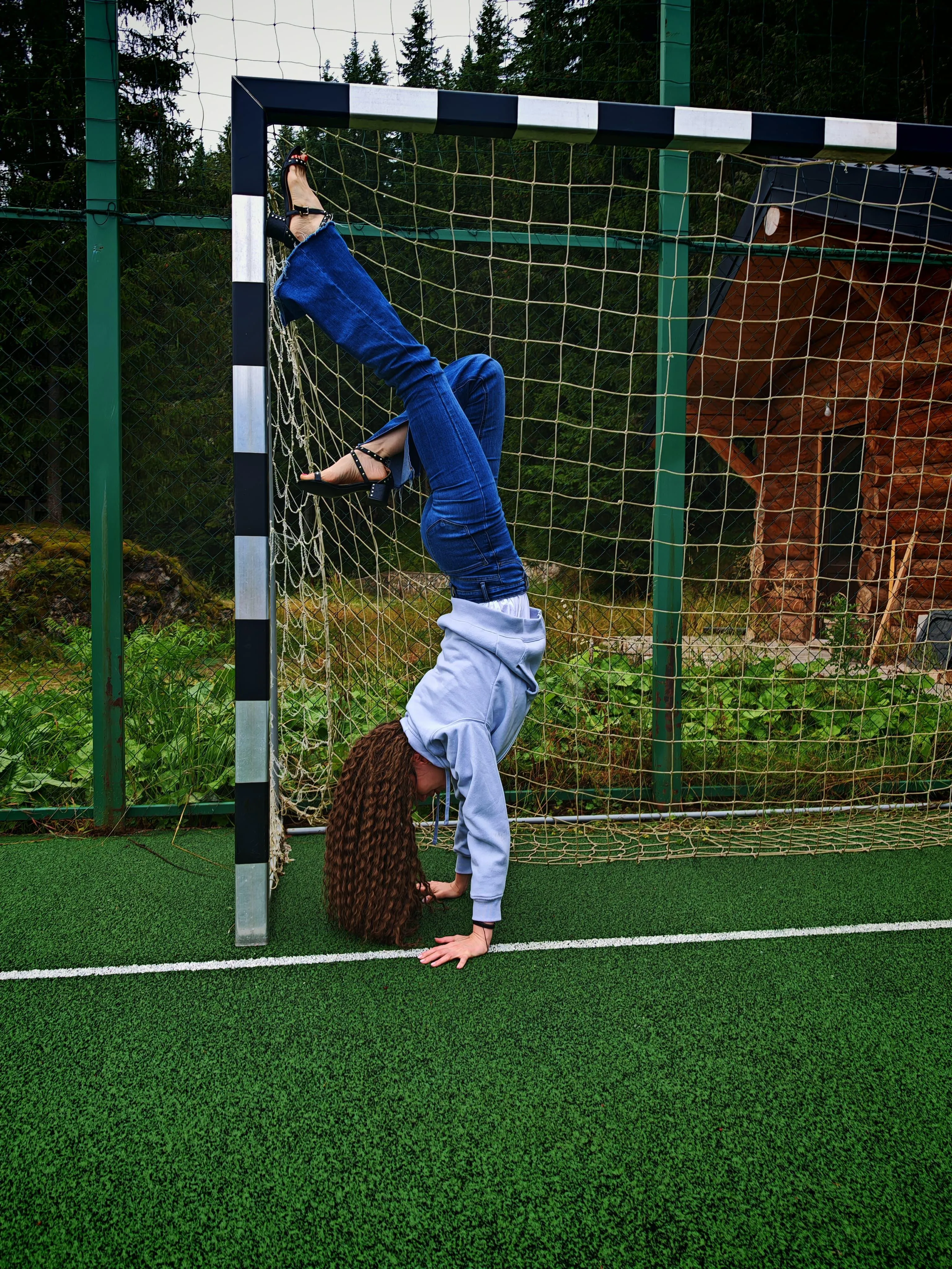 Live sex webcam photo for AngelaDevin #7991679