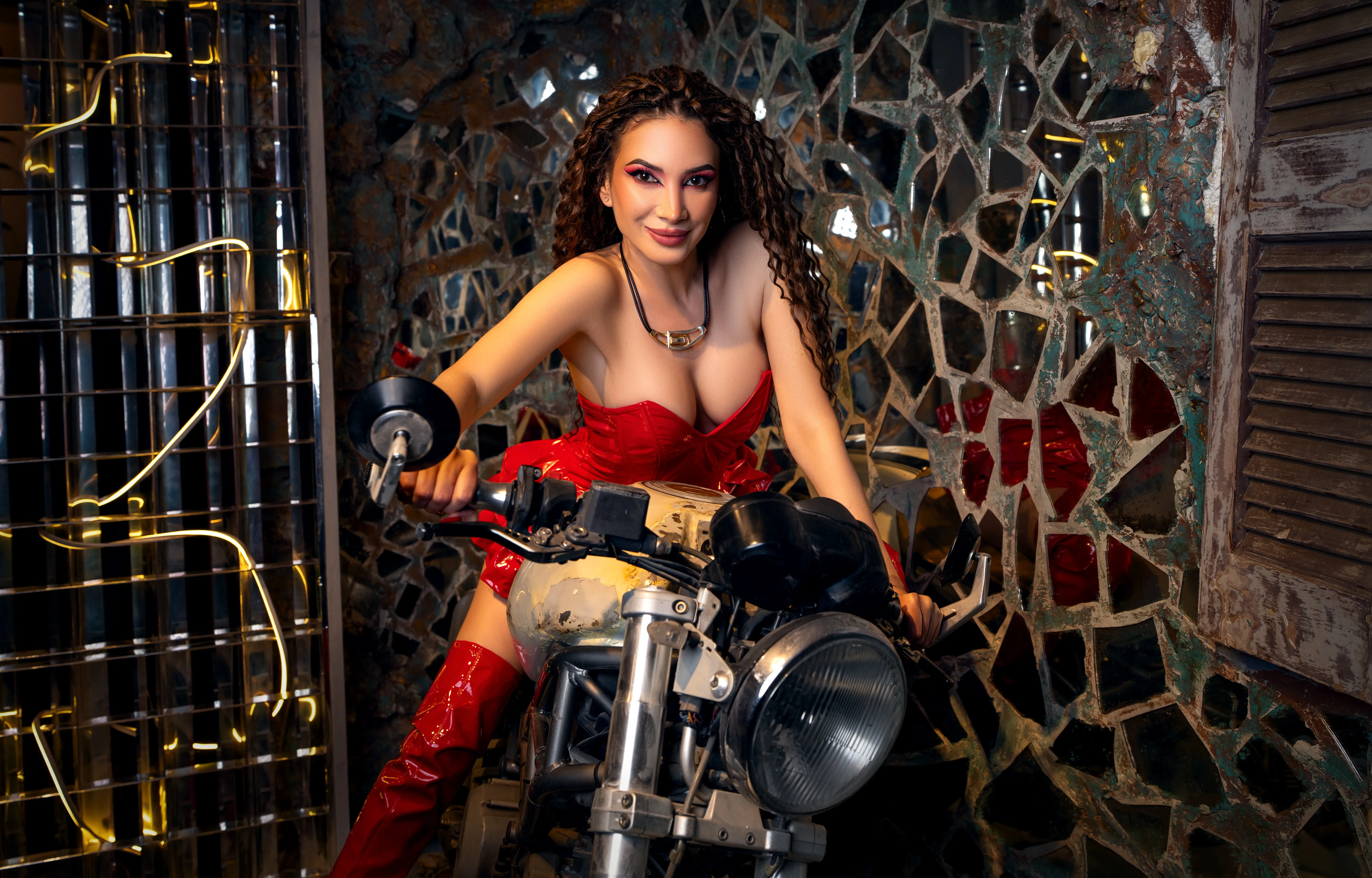 Live sex webcam photo for AngelaDevin #8006991