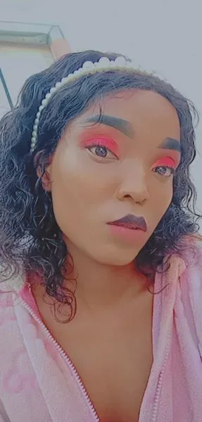 Live sex webcam photo for SKINNYKEEH #3547919